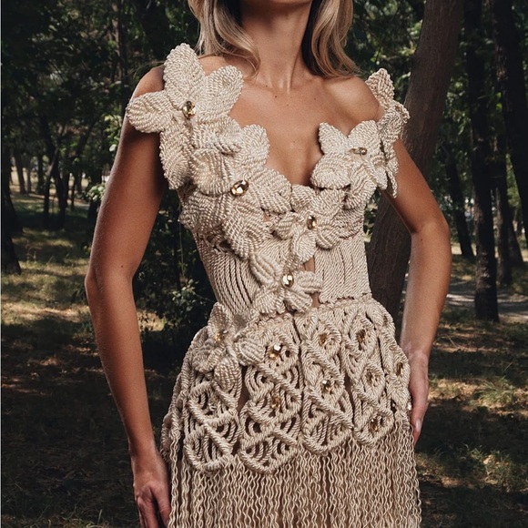 Dresses & Skirts - DEJZI Tapestry Designer Dress